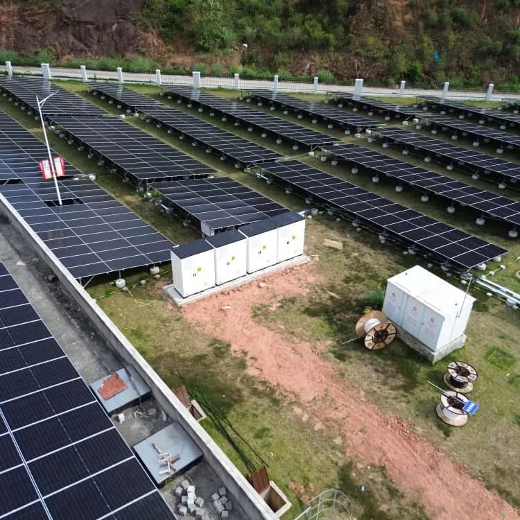 How many photovoltaic panels are needed for 2 air conditioners