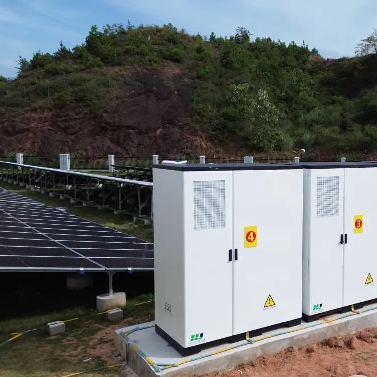 How much does a large-scale energy storage cabinet for port use cost 