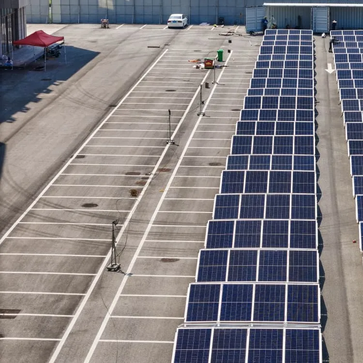 How much energy can a 12 volt battery store 