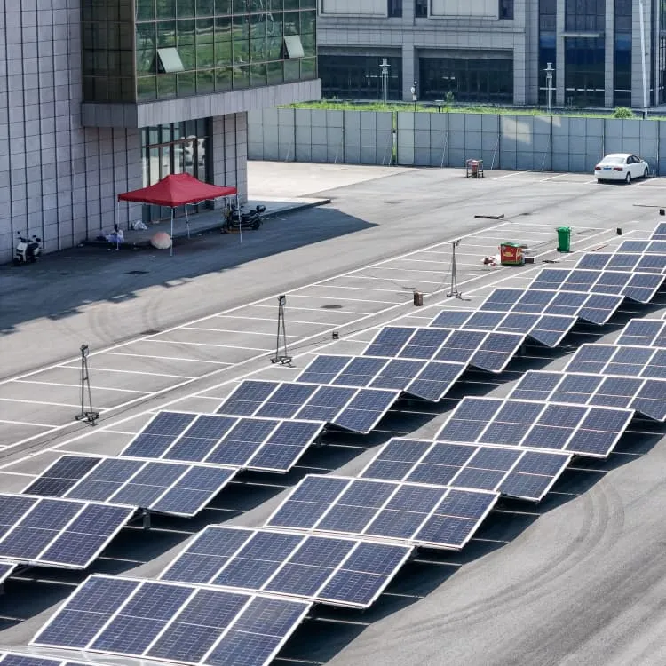 High-voltage photovoltaic energy storage container for aquaculture